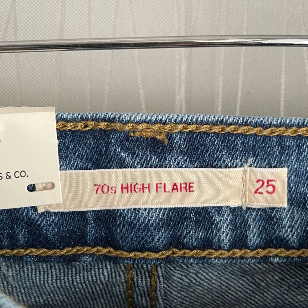 Levi’s 70s High Rise Flare Jeans 25 X 32 - Picture 5 of 13